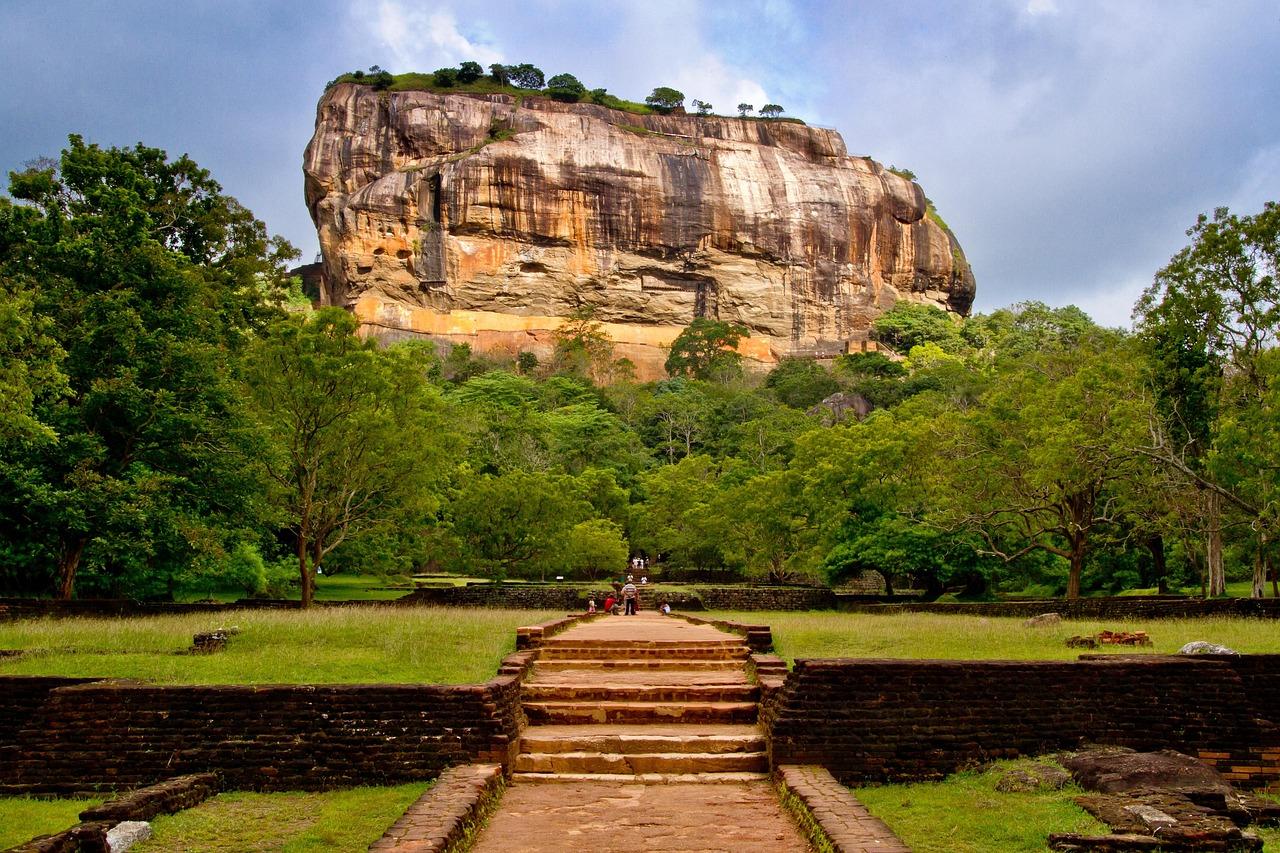 Top 10 Best Destinations in Sri Lanka