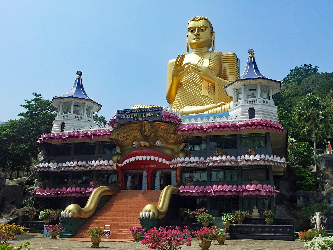 Discovering Dambulla Sri Lanka Ancient Golden City